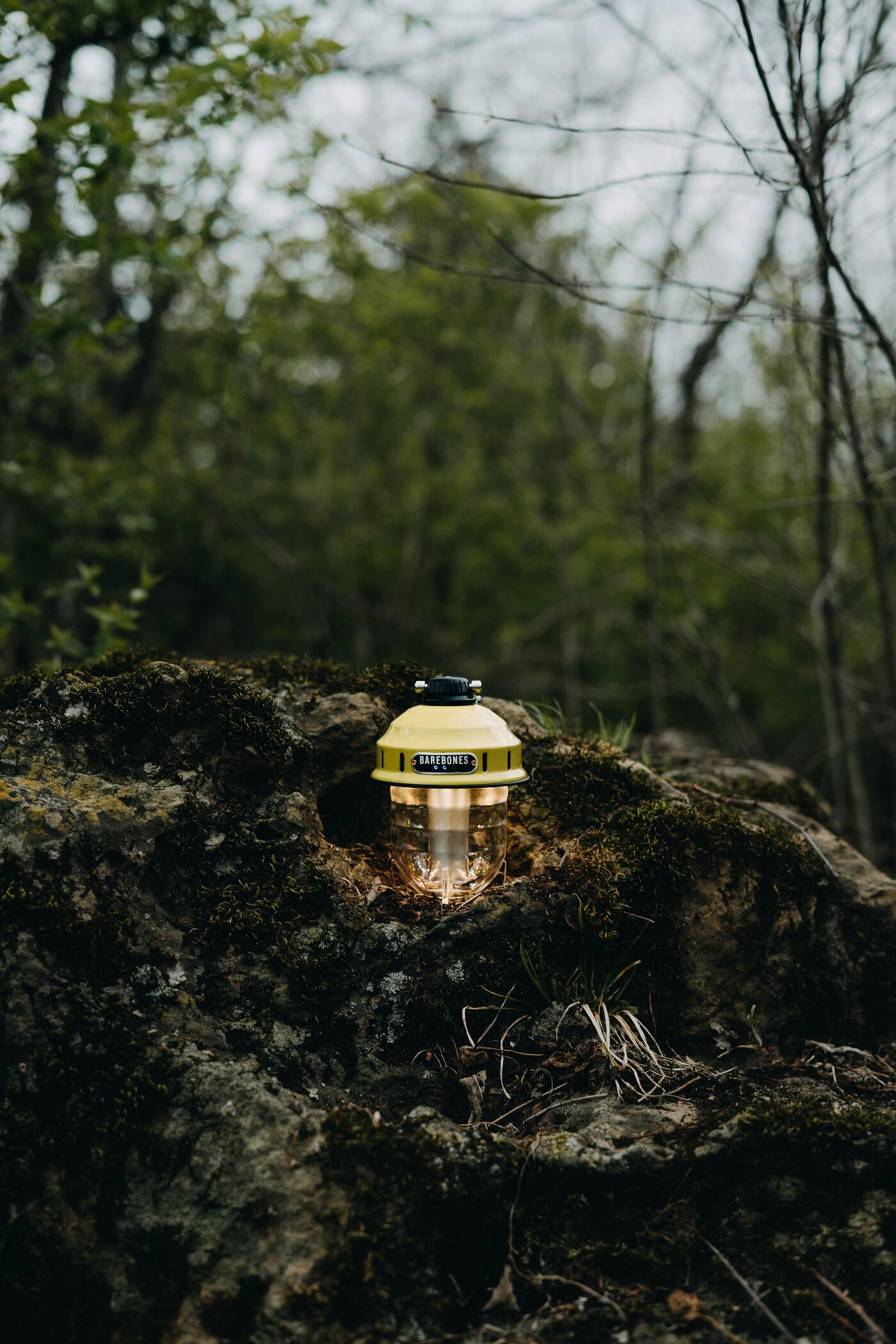 Barebones, Leuchte BEACON LIGHT Dusty Yellow H13 cm Ansicht 3
